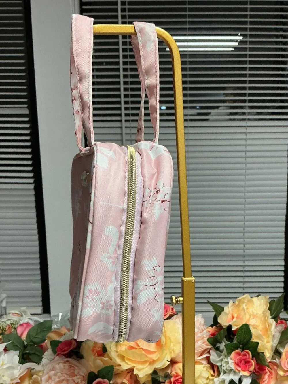 Yumi Kim Pink Floral Hanging Travel Cosmetic Makeup Organizer Bag